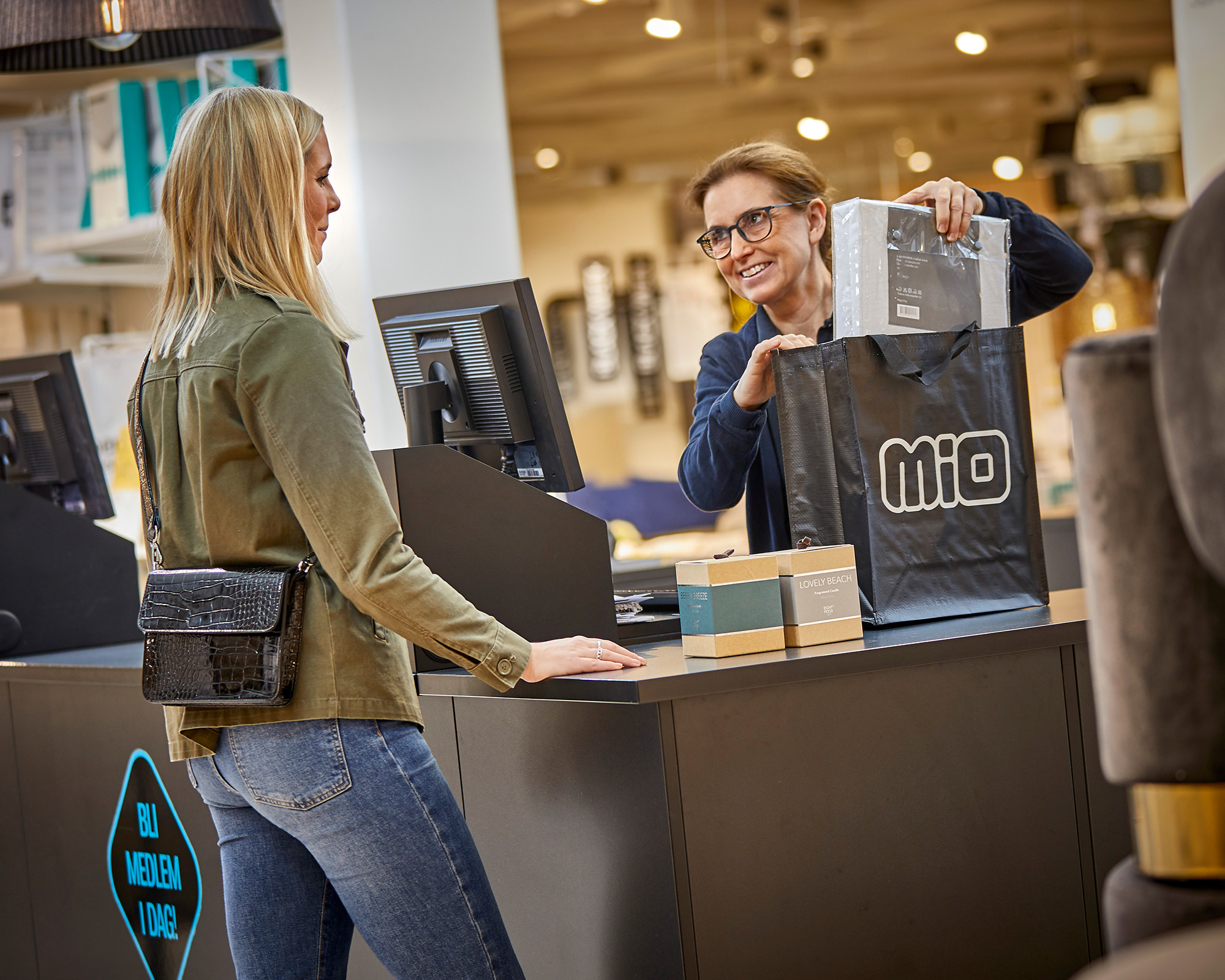 Jobba på Mio | Mio Mio Upplands Väsby | Öppettider och kontaktuppgifter | Mio